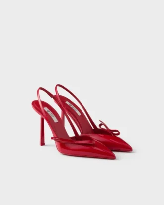 Zapatos de tacón con talón abierto de charol