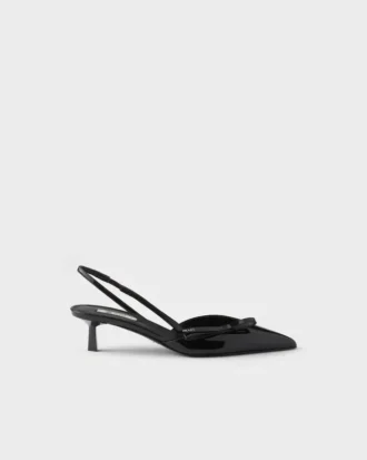 Zapatos de tacón con talón abierto de charol