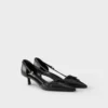 Zapatos de tacón de cuero con laterales abiertos Zapatos de tacón de cuero con laterales abiertos