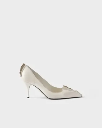 Zapatos de tacón de cuero envejecido
