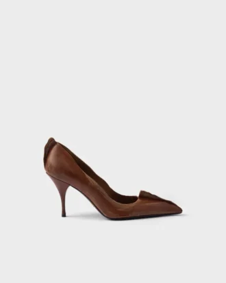 Zapatos de tacón de cuero envejecido