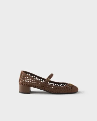 Zapatos de tacón de ganchillo