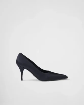 Zapatos de tacón de satén Zapatos de tacón de satén