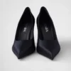 Zapatos de tacón de satén Zapatos de tacón de satén