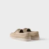 Zapatos náuticos de gamuza con cordones